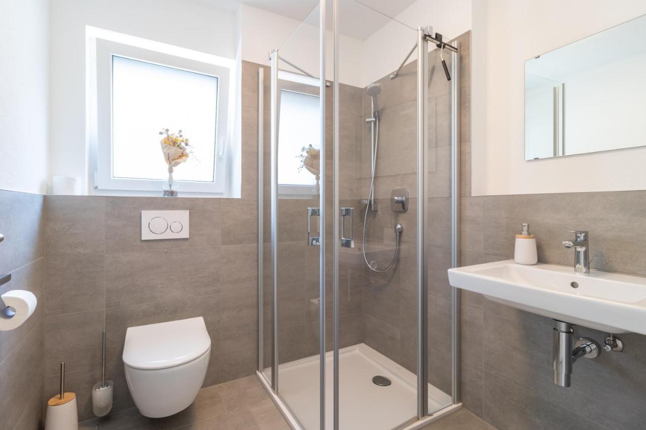 Unique: Zentrumsnahe 2 Zimmerwohnung In Villingen Mit Netflix 1 Og Exteriör bild